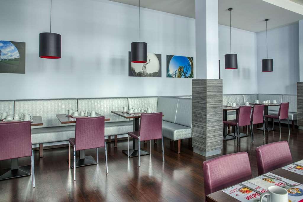 Intercityhotel Hotel 4*