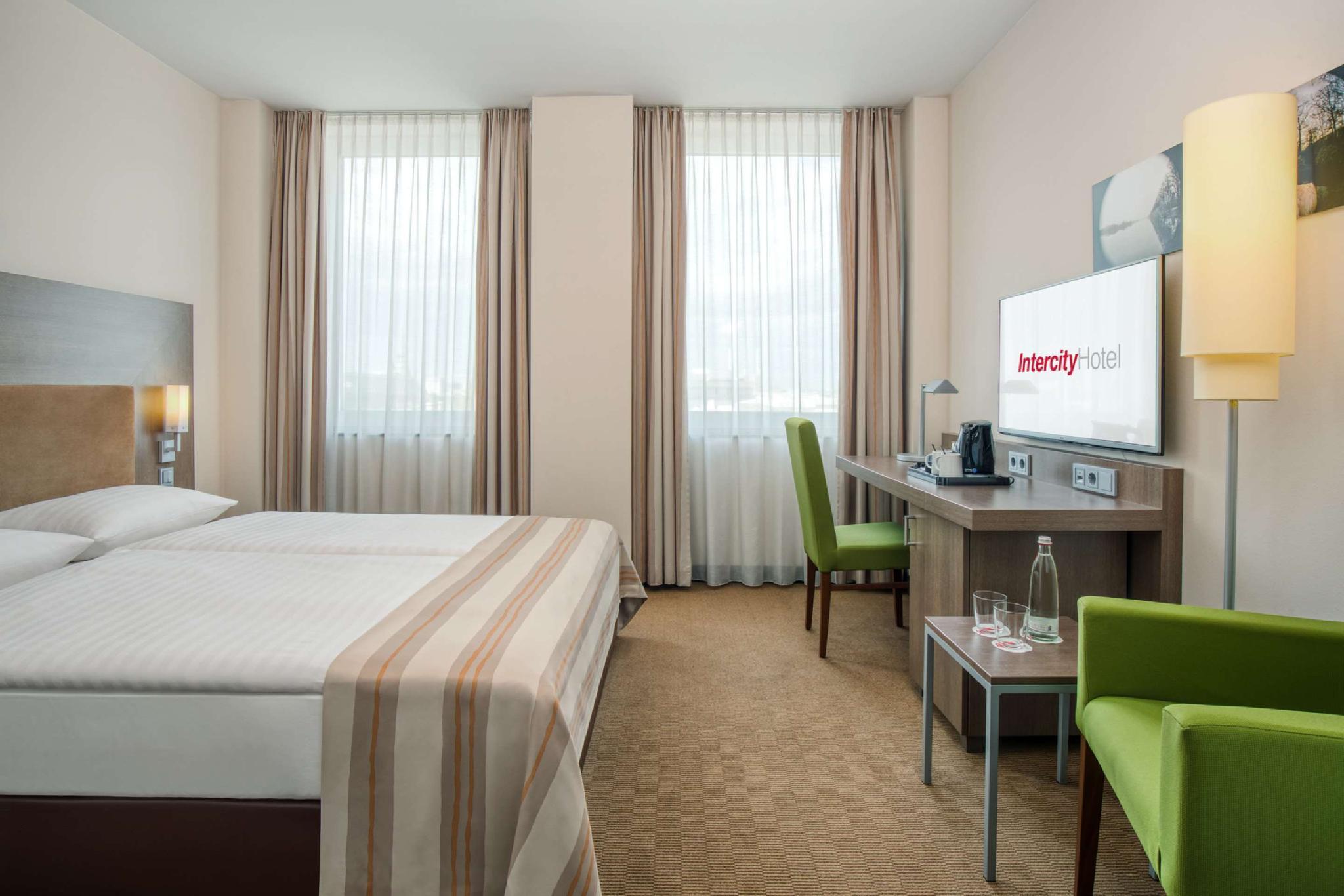 Intercityhotel Hotel 4*