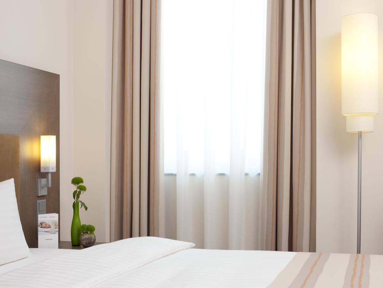 Intercityhotel 4*